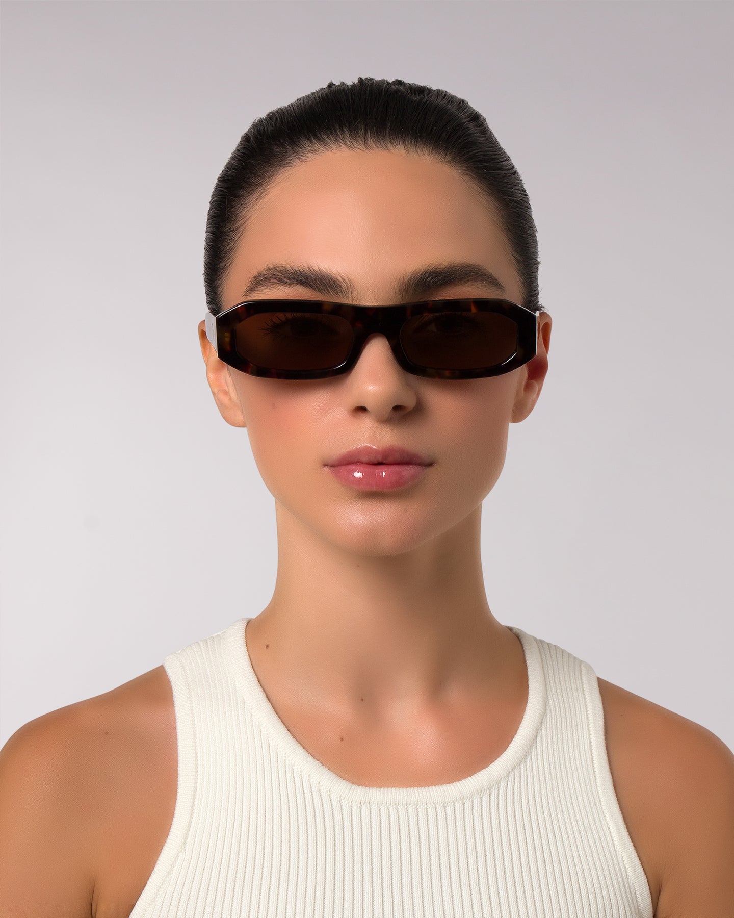 Best Sunglasses for Women – Hazel Tortoise, Available Online in USA, UK, Canada & UAE